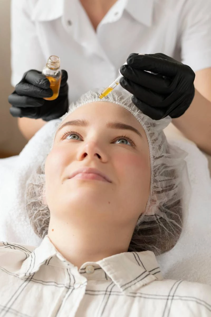 جوانسازی طبیعی پوست با تزریق پروفایلو؛ نسل جدید آبرسانی عمیق